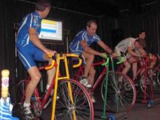 Fietsen voor de voetbalclub - Neerpelt