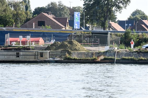 Fietser komt om het leven bij val in werfput - Beringen