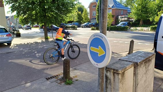 Fietsexamens in centrum van Lommel - Lommel