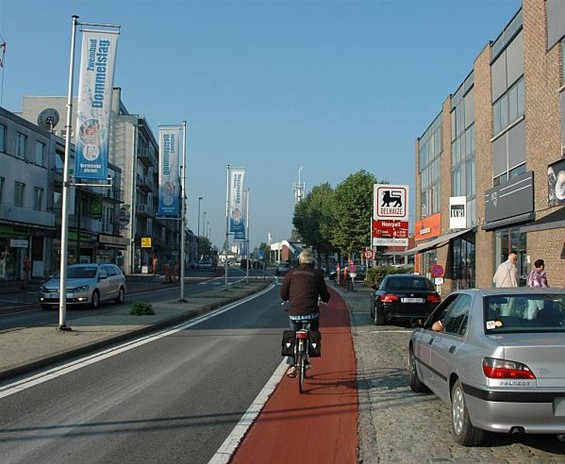 Fietspaden op Koning Albertlaan klaar - Neerpelt