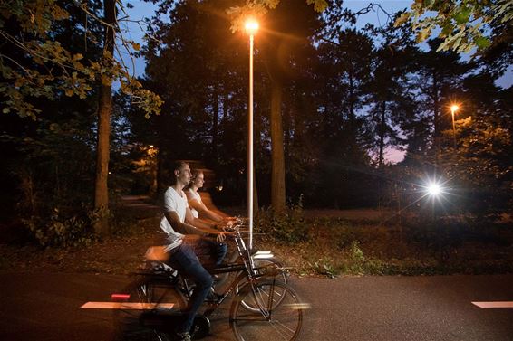 Fietssnelwegverlichting ingehuldigd - Pelt