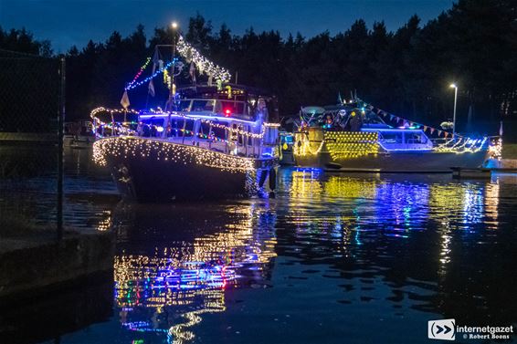 Fonkelende lichtjes in Jachthaven De Meerpaal - Lommel