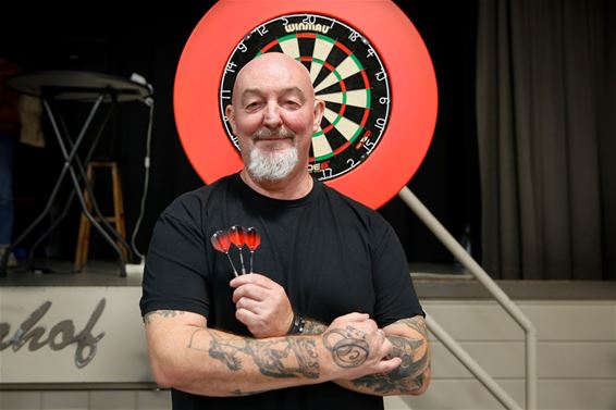 Fonzz wint het KWB Dartstoernooi - Lommel