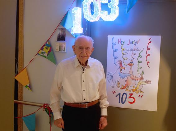 François Stevens viert 103ste verjaardag - Hamont-Achel