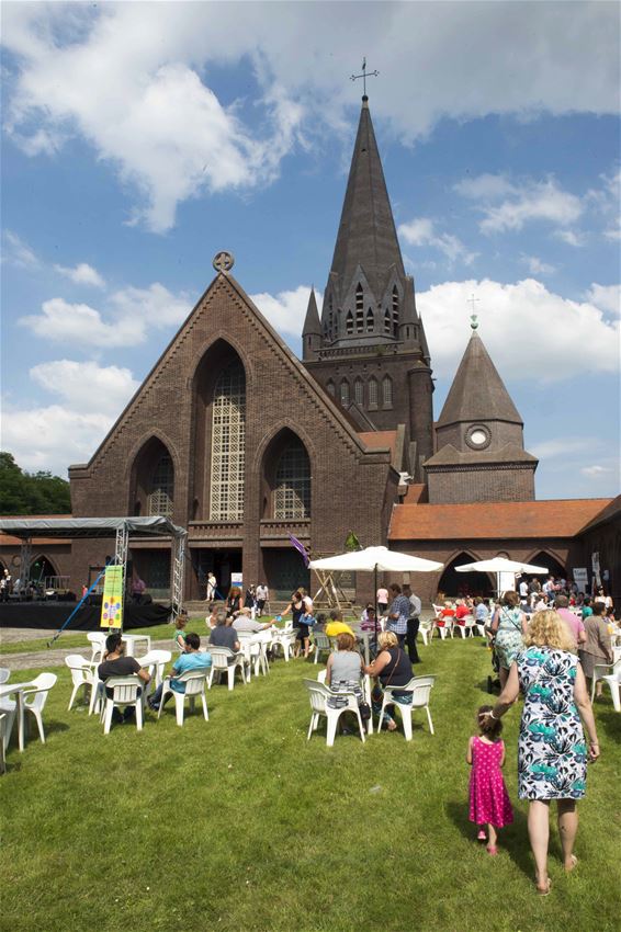 Galerijfeesten en kermis vallen samen - Beringen