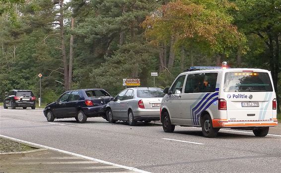 Geen gewonden bij verkeersongeval - Neerpelt