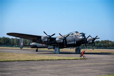 Geen grote vliegtuigen in KB tijdens airshow - Hechtel-Eksel & Peer