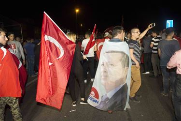 Geen T-shirts met Erdogan in Spectrum College - Beringen