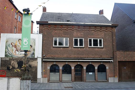 Gemeente gaat oude gebouwen slopen - Pelt