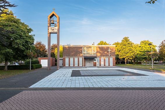 Gemeente koopt kerk Holheide, toren blijft - Pelt