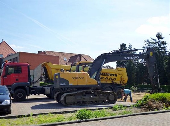 Gemeentehuis wordt uitgebreid - Meeuwen-Gruitrode