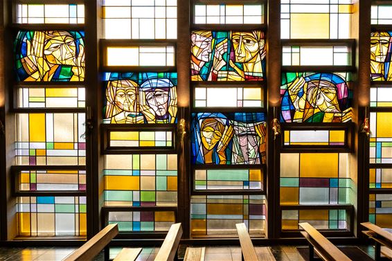 Gerard Coenen brengt glasramen Hamont-Lo tot leven - Hamont-Achel