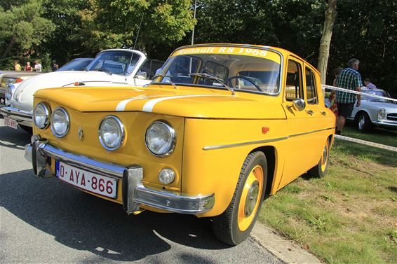 Geslaagd oldtimertreffen in Kattenbos - Lommel