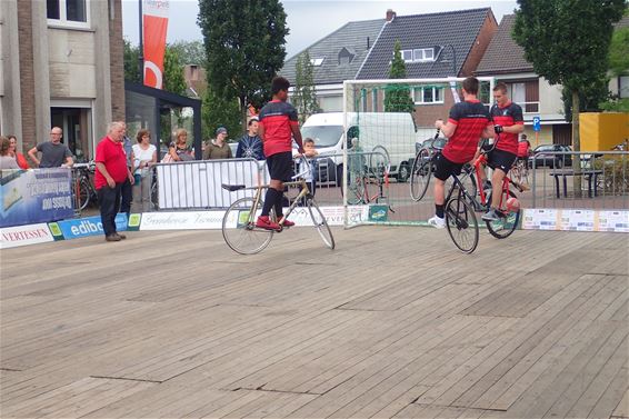 Geslaagde  26ste Vaheja fietstochten - Neerpelt