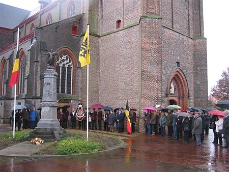 Gesneuvelden herdacht - Neerpelt