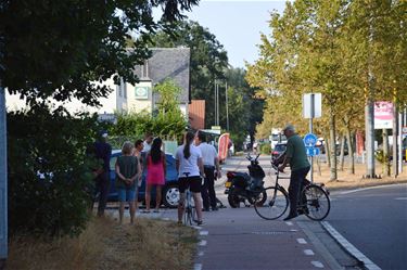 Gewonde bij botsing wagen-bromfiets - Lommel