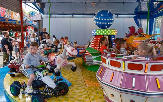 Gezellige kermis in Koersel - Beringen