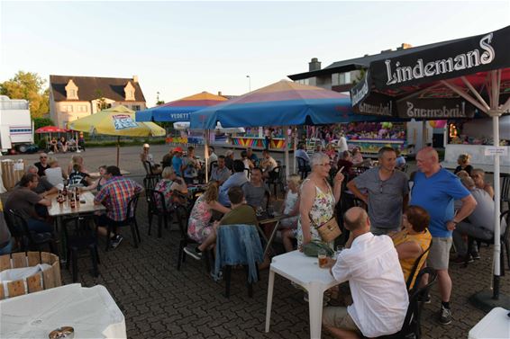 Gezellig samenzijn op Korspelse kermis - Beringen