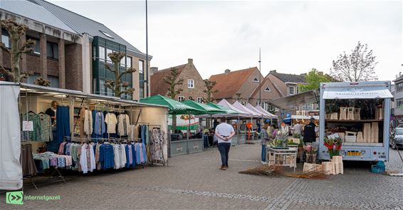 Gezellig winkelen op Maand van de Markt - Hamont-Achel