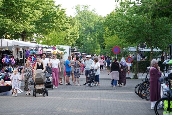 Gezellige avondmarkt - Leopoldsburg