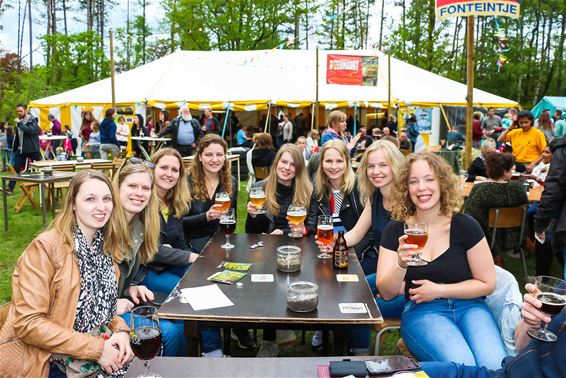 Gezellige biermarkt - Beringen