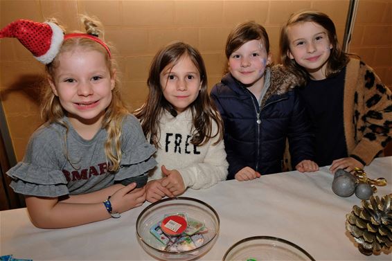 Gezellige kerstmarkt in de Hoeksteen - Beringen