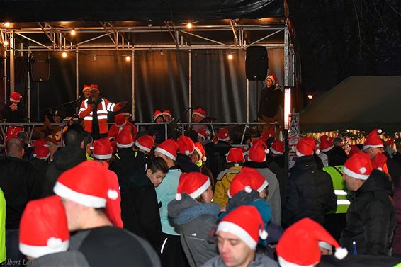 Gezellige Kerstmutsenomloop - Overpelt