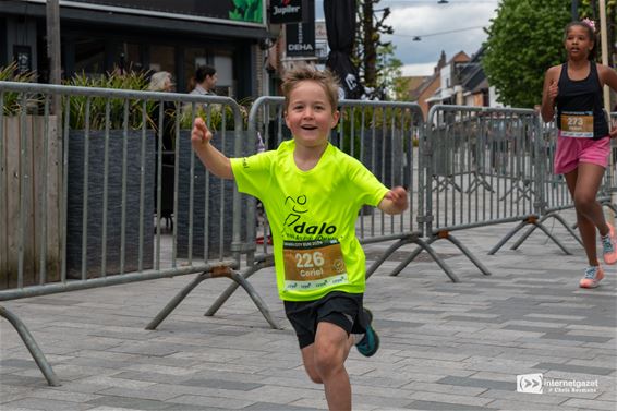 Gezellige Kidsrun tijdens Sahara City Run - Lommel