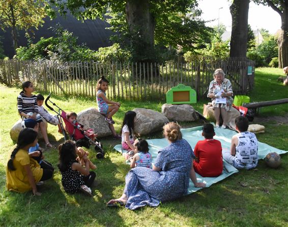 Gezellige voorleesavond in het park - Beringen