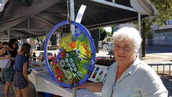 Glaskunst op het Kerkplein - Lommel