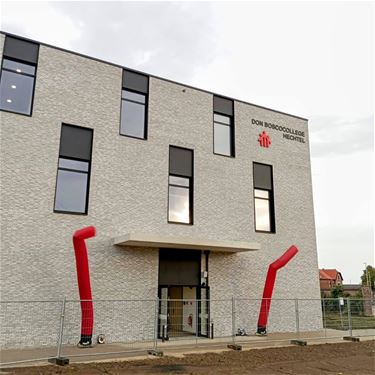 Gloednieuw gebouw Don Boscocollege - Hechtel-Eksel