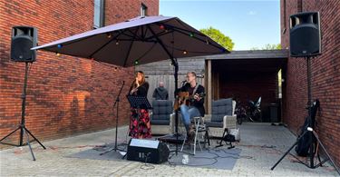 'Gluren bij de buren' in Mol - Lommel