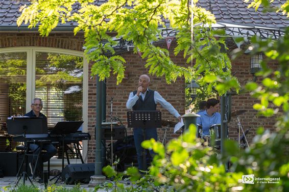Gluren bij de buren, met Jazzal Quintet - Lommel