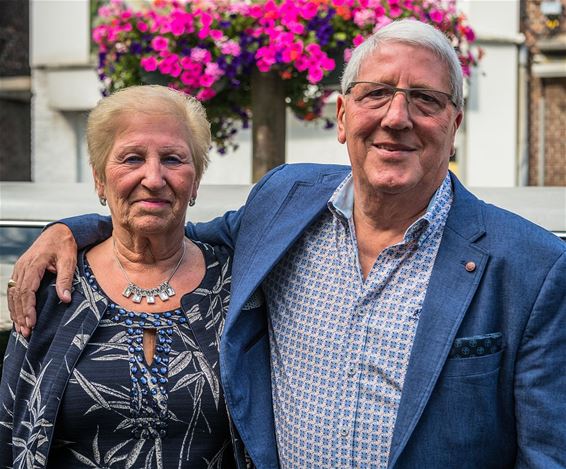 Gouden bruiloft in de Dorperheidestraat - Pelt