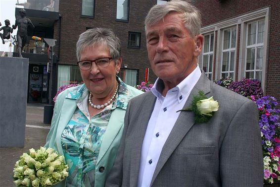 Gouden bruiloft in de Sint-Jorisstraat - Overpelt