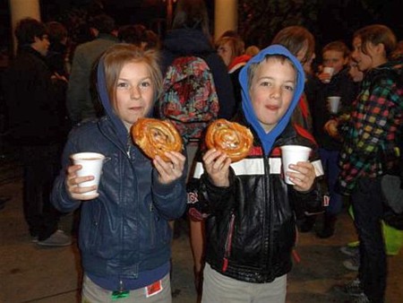 Gratis koffiekoeken voor de jeugd - Lommel