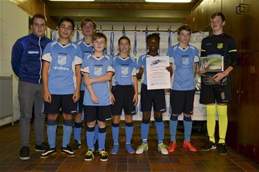 Groot indoor zaalvoetbaltornooi in Koersel - Beringen