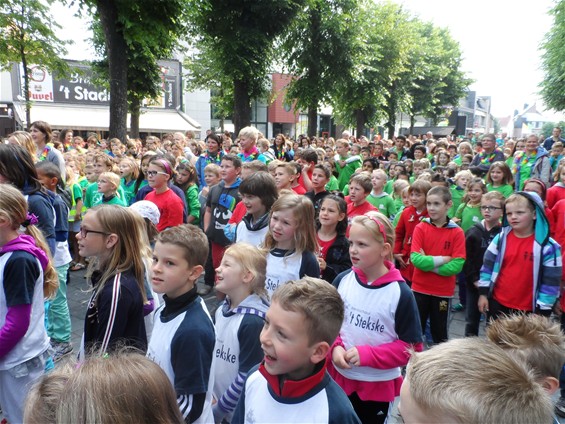 Groot kinderfeest op het Marktplein - Lommel