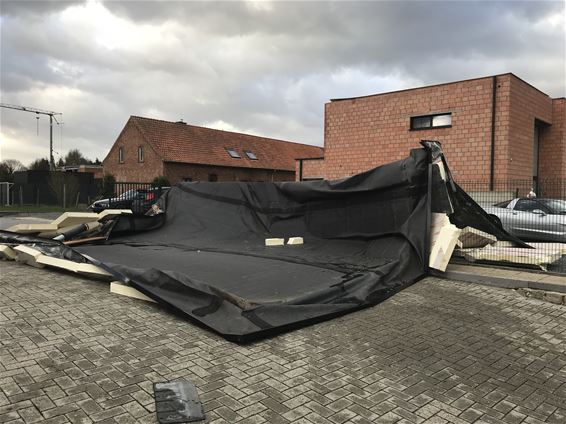 Grote stormschade in Beringen - Beringen