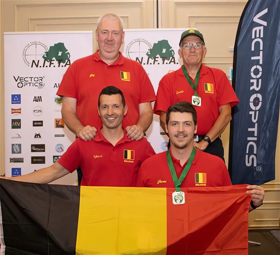 Guido Kuppens voor de derde keer wereldkampioen - Pelt