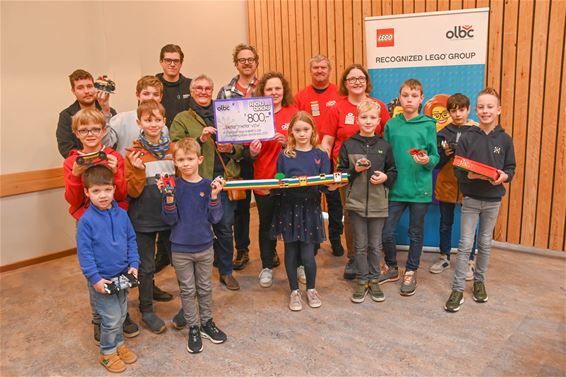 Gulle schenking van OLBC aan Peter Meter vzw - Lommel