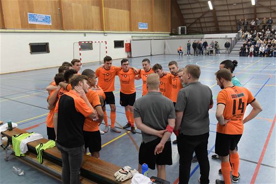 Halle Gooik klopt United Beverlo met 03-18 - Beringen