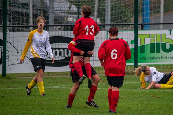 KFC-dames verslaan Esperanza Pelt - Hamont-Achel