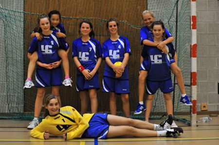 Handbal: meisjes pupillen wonnen alles - Neerpelt