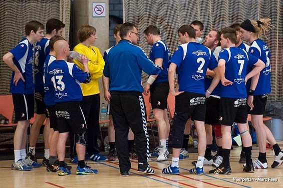 Handbal: Sporting klopt Meeuwen - Meeuwen-Gruitrode