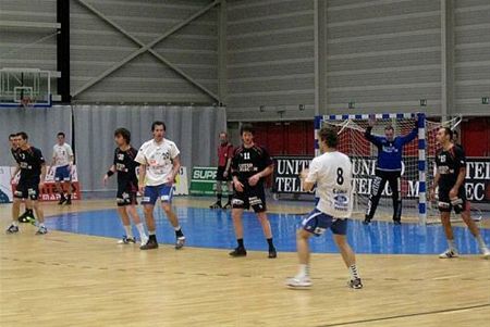 Handbal: Tongeren verslaat Neerpelt - Neerpelt