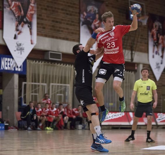 Handbal: winst voor Sporting - Neerpelt