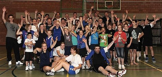 Handbalclub hield familiedag - Hamont-Achel