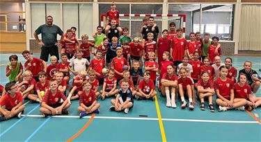 Handbalkamp van start met 56 kinderen - Pelt