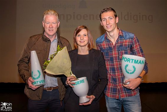 Hans Vanaken en Peter Maes ontvangen trofee - Lommel